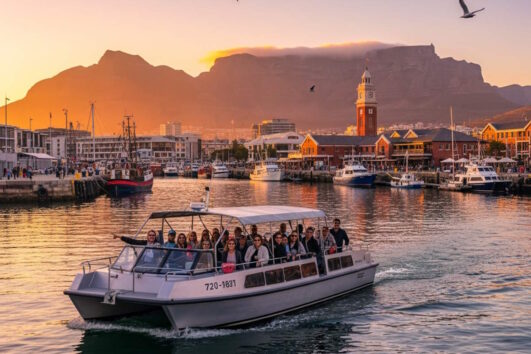 Harbor tour by boat
